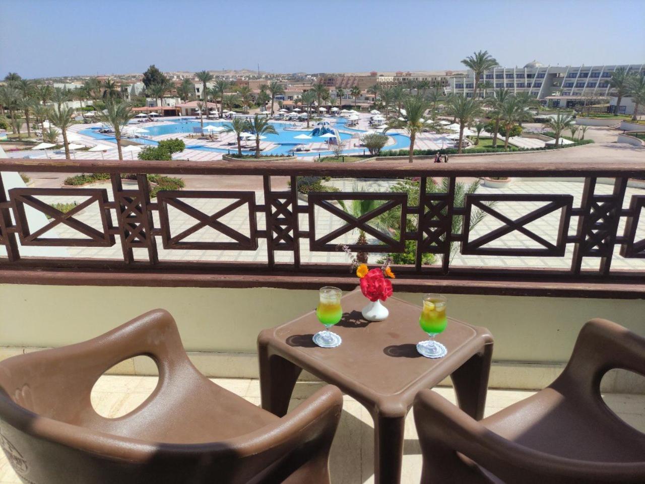Pharaoh Azur Resort Hurghada Quarto foto